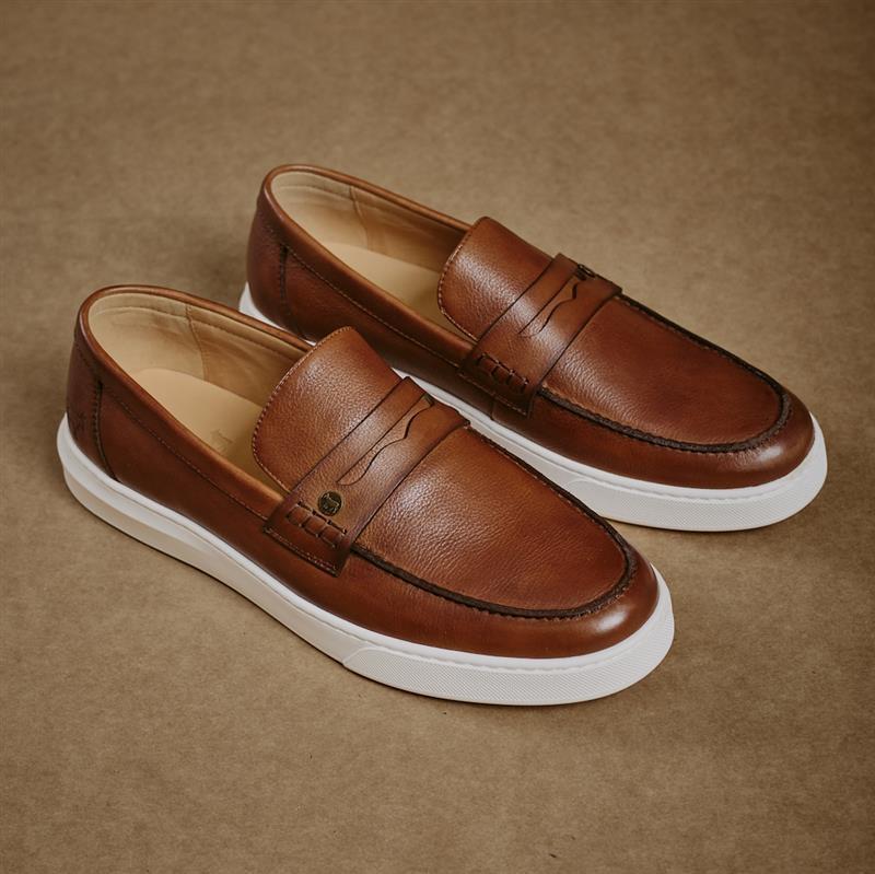 Kingsley Slip-On Metal Trim Sneaker - Tan