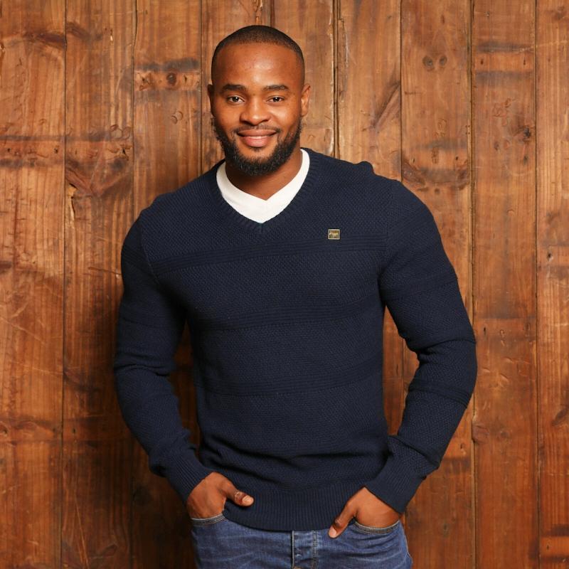 Kingsley Lungwa Valley V-Neck Pullover - Midnight