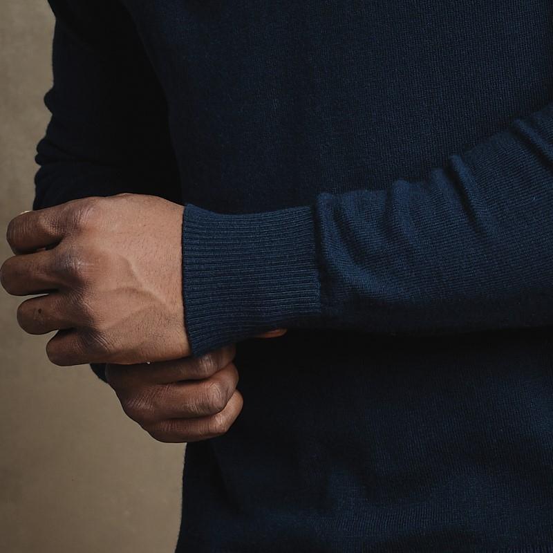 Classic Cashmere Blend Crew Pullover Knit - Midnight