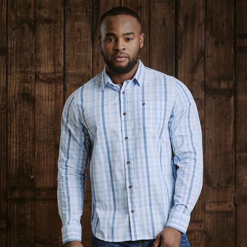 Kingsley Cape Quarter Muscle Fit Shirt - Sky