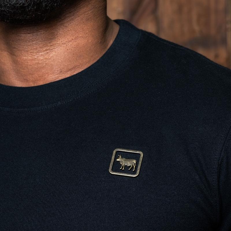 Cut-Out Metal Trim Longsleeve Tee - Mamba