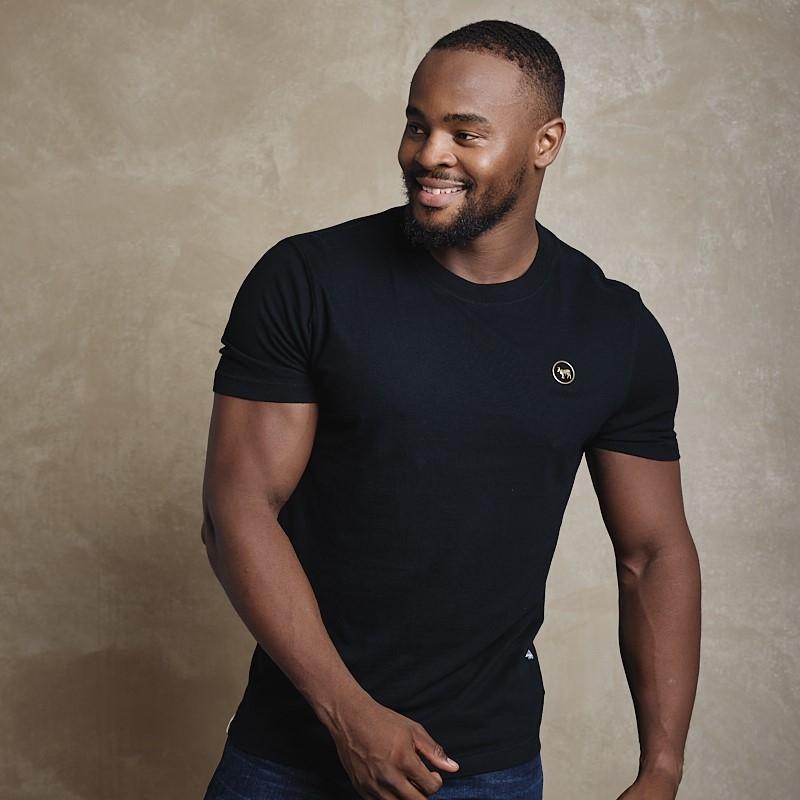 Round Cut Out Metal Trim Relaxed Tee - Mamba