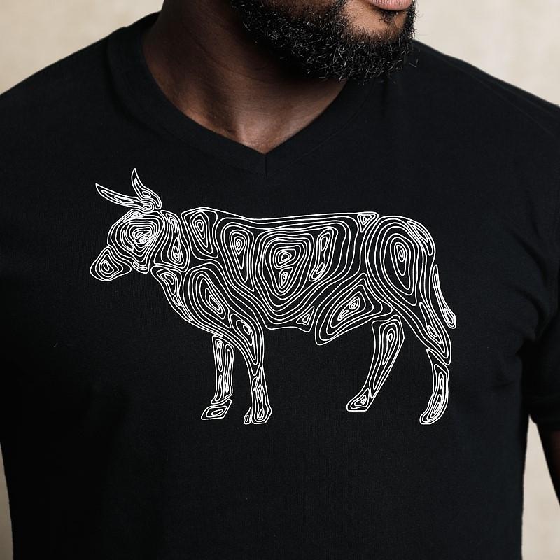 Contour Infill Nguni V-Neck Tee - Mamba
