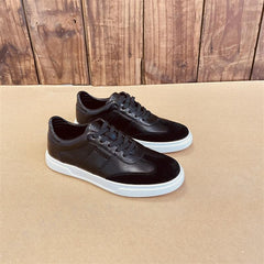 まーさ Kingsley Heath T-Toe Wordmark Sneaker - Mamba